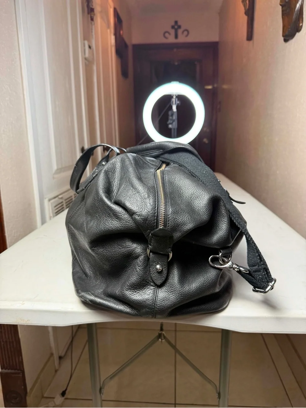 COLE HAAN BLACK GENUINE LEATHER TRAVEL DUFFEL CARRY ON OVERNIGHT BAG